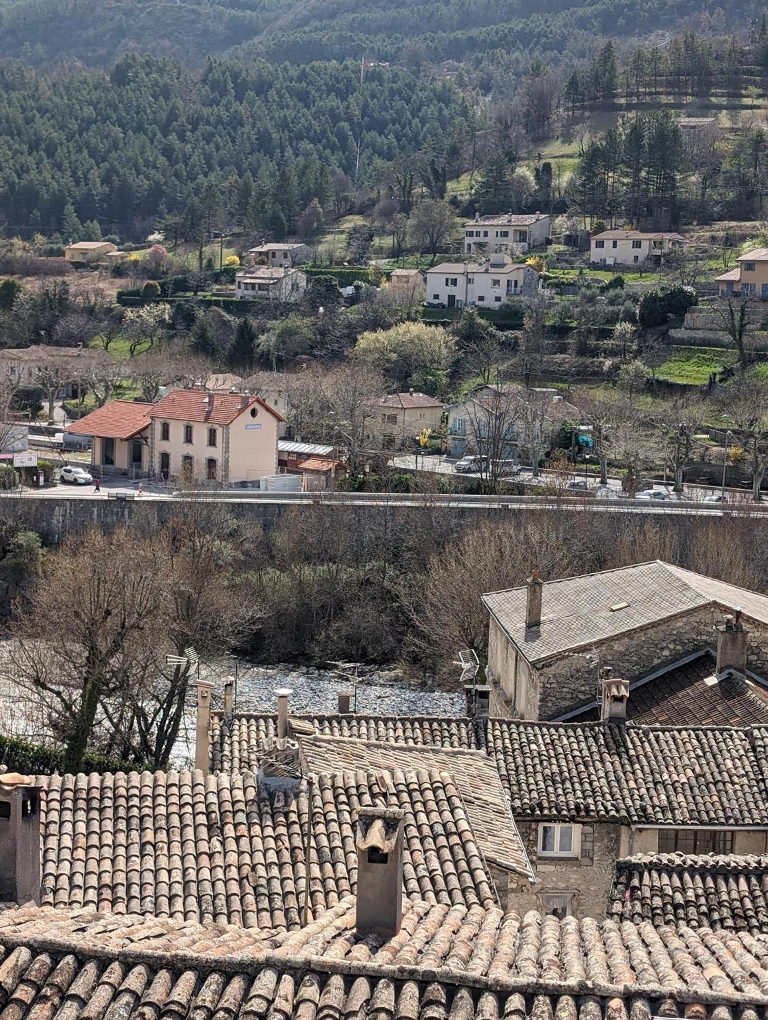 Duplex "La Belle Vue " Lejlighed Entrevaux Eksteriør billede
