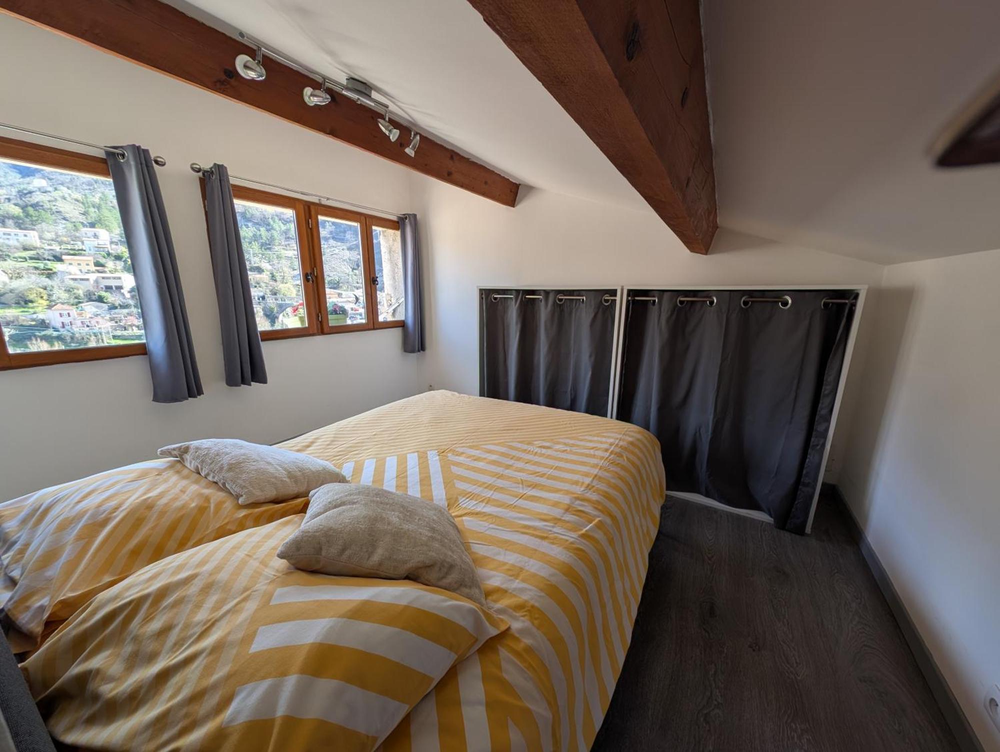 Duplex "La Belle Vue " Lejlighed Entrevaux Eksteriør billede